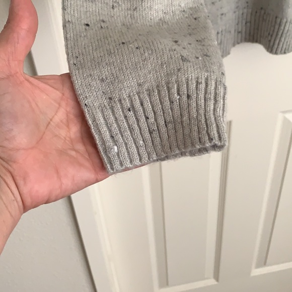 WEATHERPROOF VINTAGE Women’s Light Grey Sweater - Picture 2 of 6